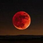 Descubra como observar o tão aguardado eclipse lunar da lua de sangue
