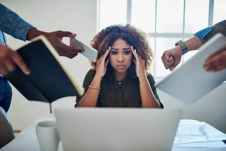 A relação da Geração Z com o mercado de trabalho e seus desafios