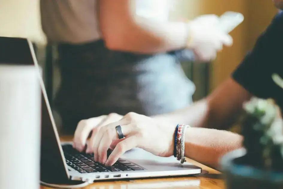 PimEyes: O site que ameaça sua privacidade na internet