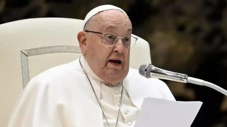 Suspensa canonização de Carlo Acutis após falecimento do Papa Francisco