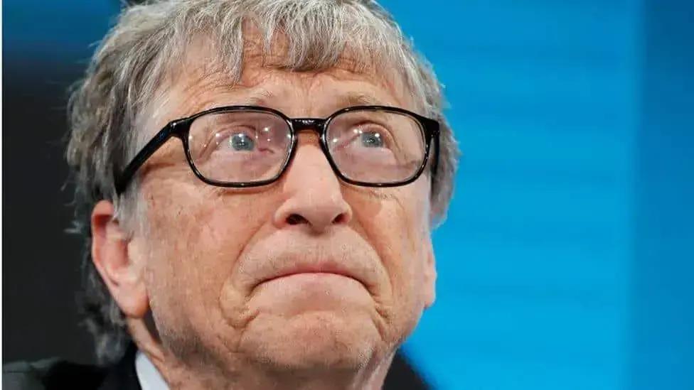 Bill Gates e Elon Musk: O perigo da guerra cibernética com IA