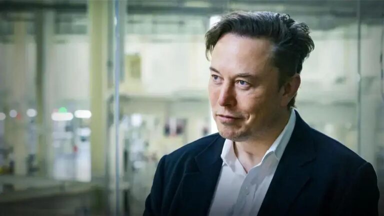 Musk prevê que robôs humanoides superem a população humana até 2040