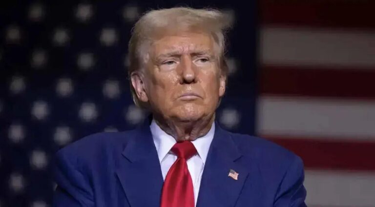 Trump e a Teoria do Clone: A Revolta nas Redes Sociais